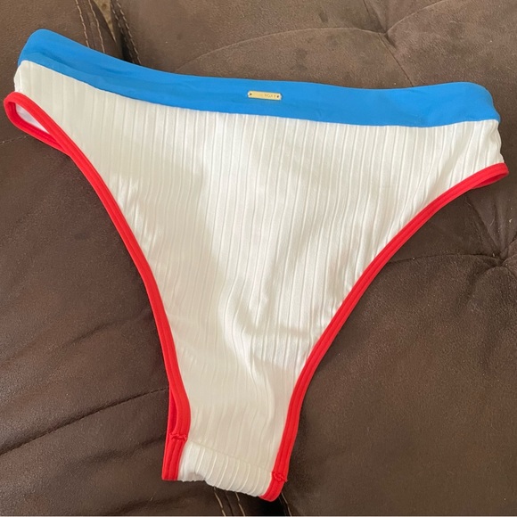 ROXY 🧨 HELLO JULY HIGH BOTTOMS NWT - Picture 8 of 8